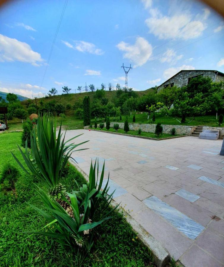 Guest House Ijevan'S Garden エクステリア 写真
